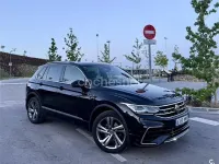Usado VW Tiguan R-line 150 CV (110 kW) 2022 Negro SUV