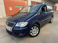 Usado VW Touran Highline 140 CV (102 kW) 2008 Azul Monovolumen