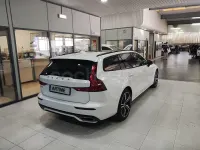 Usado Volvo V60 R-Design 390 CV (286 kW) 2020 Blanco Familiar