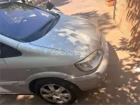 Usado Opel Zafira Elegance 125 CV (91 kW) 2005 Gris / plata Monovolumen