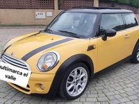 Usado Mini Cooper D 109 CV (80 kW) 2007 Amarillo Utilitario