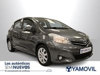 Usado Toyota Yaris Active 90 CV (66 kW) 2013 Gris Berlina