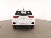 Usado MG ZS Luxury 114 kW (156 CV) 2022 Blanco SUV