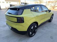 Usado Volvo EX30 Plus 200 kW (272 CV) 2024 Amarillo SUV