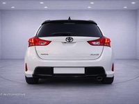 Usado Toyota Auris 132 CV (97 kW) 2015 Blanco Berlina