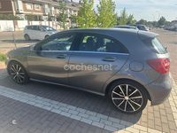 Usado Mercedes A200 Urban 136 CV (100 kW) 2015 Gris / plata Berlina