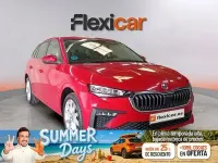 Usado Skoda Scala Selection 115 CV (84 kW) 2024 Rojo Utilitario