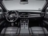 Usado Alfa Romeo Stelvio Veloce 209 CV (153 kW) 2023 Gris SUV
