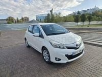 Usado Toyota Yaris Active 90 CV (66 kW) 2013 Blanco Utilitario