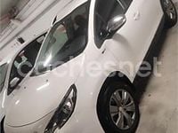 Usado Peugeot 2008 Allure 110 CV (80 kW) 2018 Blanco SUV