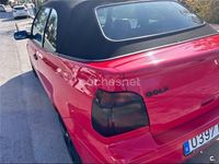 Usado VW Golf Cabriolet Highline 115 CV (84 kW) 2000 Rojo Descapotable