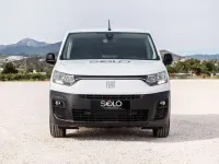 Usado Fiat Doblò 102 CV (75 kW) 2023 Blanco Monovolumen