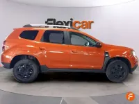 Usado Dacia Duster Essentiel 91 CV (66 kW) 2022 Naranja SUV
