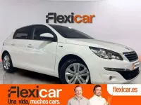 Używany Peugeot 308 Style 131 KM (96 kW) 2016 Niebieski Hatchback