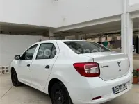 Usado Dacia Logan Ambiance 90 CV (66 kW) 2016 Blanco Berlina