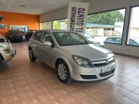 Usado Opel Astra Elegance 99 CV (72 kW) 2005 Gris Utilitario