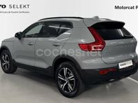 Usado Volvo XC40 Plus 163 CV (119 kW) 2024 Gris / plata SUV