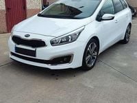 Usado Kia Ceed Sportswagon 136 CV (100 kW) 2018 Blanco Familiar