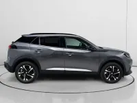 Usado Peugeot 2008 Allure 131 CV (96 kW) 2022 Gris SUV