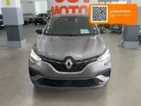 Usado Renault Captur RS Line 160 CV (117 kW) 2022 Gris / plata SUV