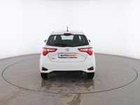Usado Toyota Yaris Active 110 CV (80 kW) 2018 Blanco Berlina