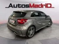 Usado Mercedes A180 110 CV (80 kW) 2017 Gris Berlina