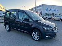 Usado VW Caddy Trendline 122 CV (89 kW) 2016 Violeta / lila Monovolumen