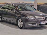 Usado Opel Insignia Edition 130 CV (95 kW) 2011 Gris / plata Berlina