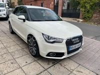 Usado Audi A1 Attraction 122 CV (89 kW) 2012 Blanco Berlina