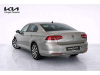 Usado VW Passat Sport 150 CV (110 kW) 2016 Gris Berlina