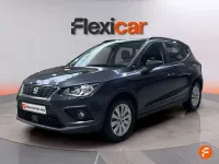Usado Seat Arona Style 110 CV (80 kW) 2021 Gris SUV