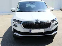 Usado Skoda Karoq Ambition 150 CV (110 kW) 2022 Blanco SUV