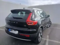 Usado Volvo XC40 Momentum 129 CV (94 kW) 2022 Negro SUV
