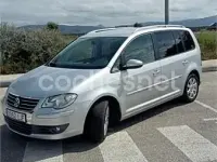 Usado VW Touran 140 CV (102 kW) 2009 Gris / plata Monovolumen