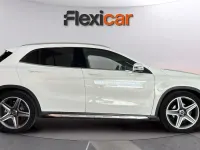 Używany Mercedes GLA200 136 KM (100 kW) 2019 Biały SUV