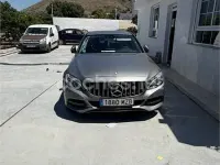 Usado Mercedes C220 170 CV (125 kW) 2014 Gris / plata Familiar