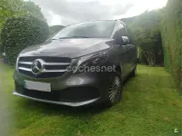 Usado Mercedes V220 Avantgarde 163 CV (119 kW) 2023 Gris / plata Monovolumen