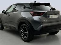 Usado Nissan Juke N-Connecta 114 CV (83 kW) 2024 Skline grey (metalizado) SUV
