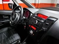 Usado Kia Venga 75 CV (55 kW) 2010 Azul Utilitario