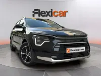 Usado Kia Niro 141 CV (103 kW) 2024 Negro SUV
