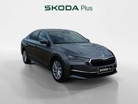 Usado Skoda Octavia 116 CV (85 kW) 2025 Gris Berlina