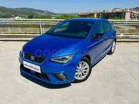 Usado Seat Ibiza FR 115 CV (84 kW) 2025 Azul Utilitario
