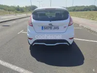 Usado Ford Fiesta ST 182 CV (133 kW) 2015 Blanco Utilitario