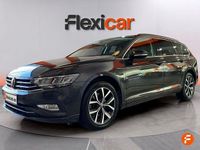 Usado VW Passat R-line 150 CV (110 kW) 2022 Negro Familiar