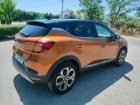 Usado Renault Captur Zen 130 CV (95 kW) 2019 Naranja SUV