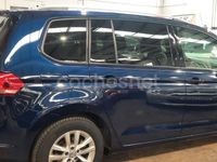 Usado VW Touran Advance 150 CV (110 kW) 2018 Azul Monovolumen