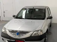 Usado Dacia Logan Ambiance 70 CV (51 kW) 2007 Gris / plata Berlina