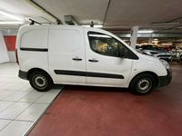 Usado Peugeot Partner Tepee Access 100 CV (73 kW) 2018 Blanco Monovolumen