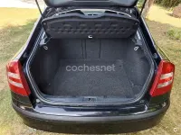 Usado Skoda Octavia Elegance 140 CV (102 kW) 2007 Negro Berlina