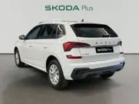Usado Skoda Kamiq Selection 116 CV (85 kW) 2025 Blanco SUV
